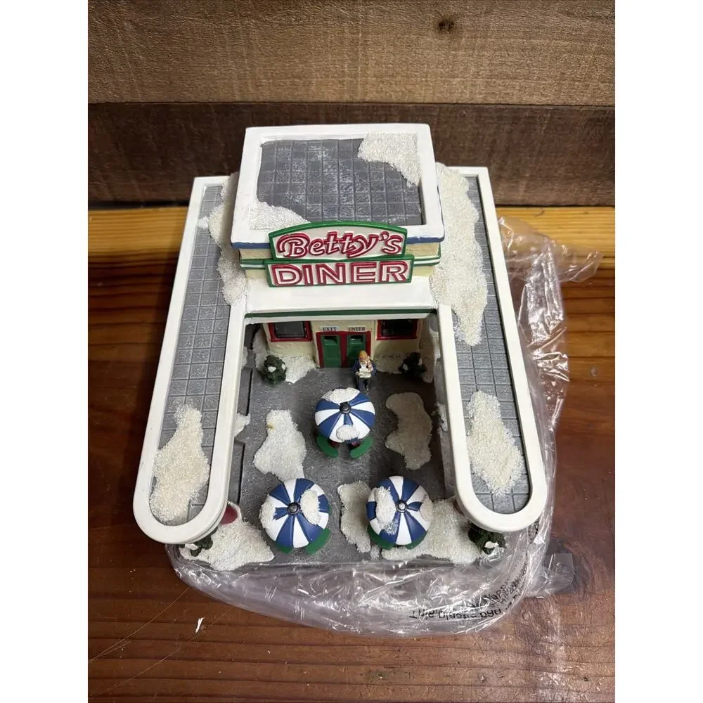 Betty's Diner The Christmas Village Collection St Nicholas Square In Box